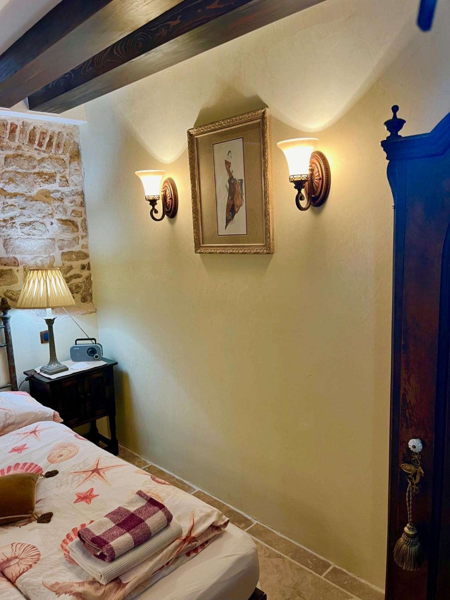 Apartment Venus Of The Palace - New Renovated Split Extérieur photo