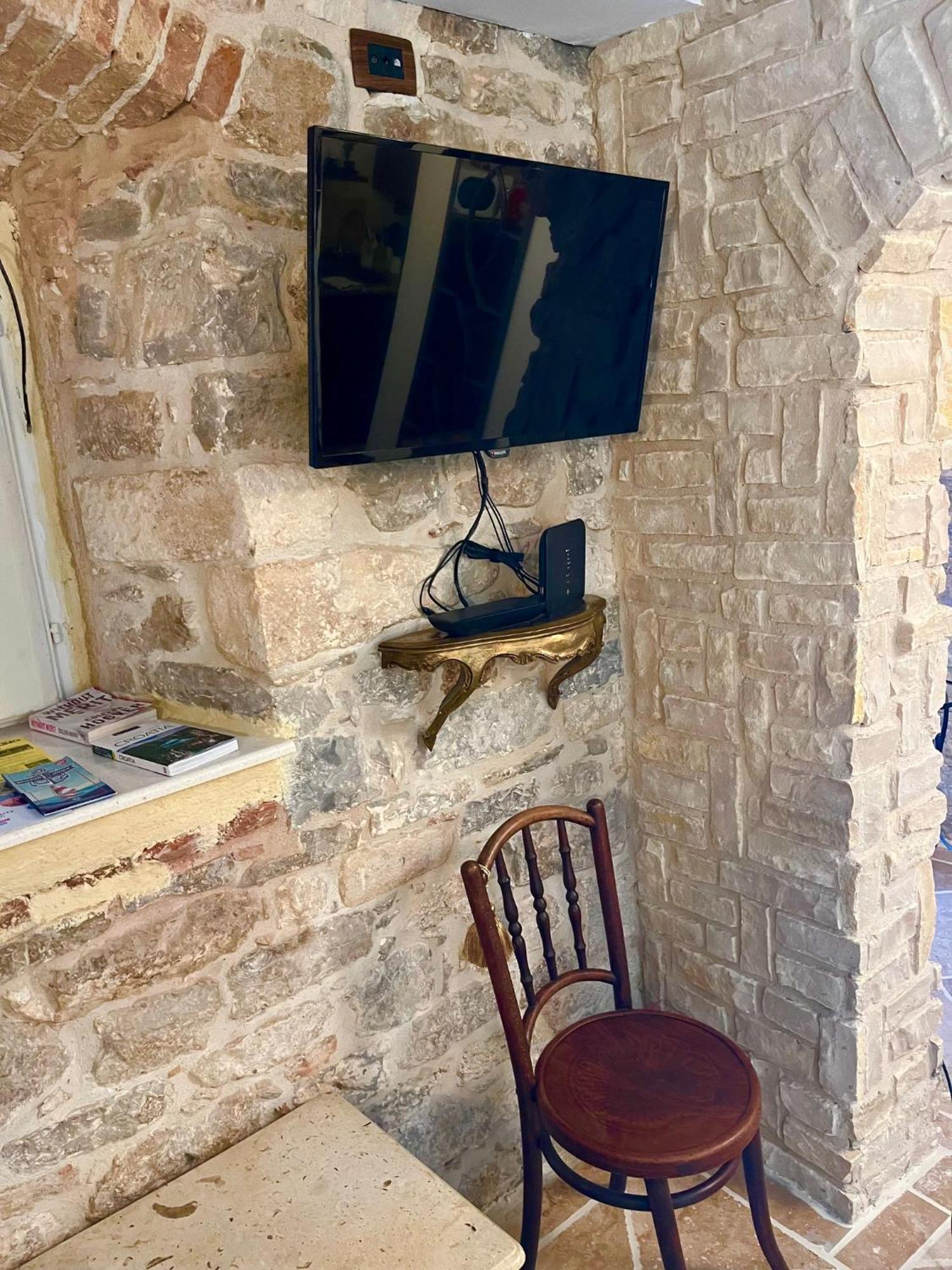 Apartment Venus Of The Palace - New Renovated Split Extérieur photo