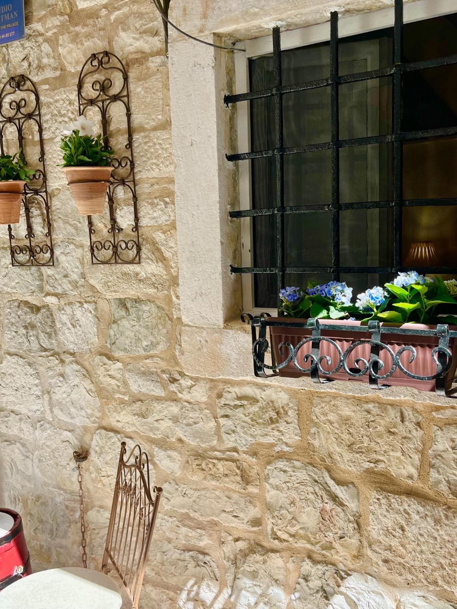 Apartment Venus Of The Palace - New Renovated Split Extérieur photo