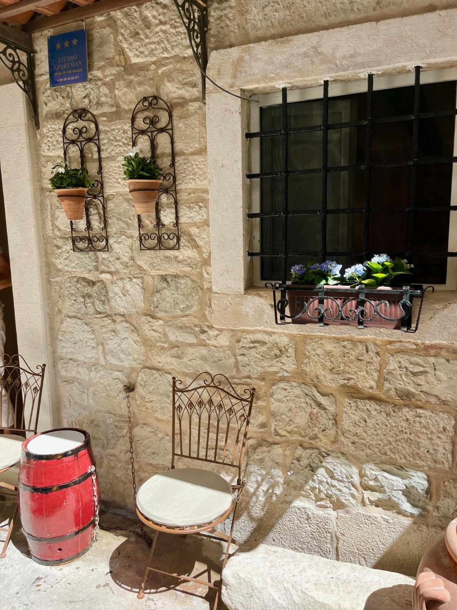 Apartment Venus Of The Palace - New Renovated Split Extérieur photo